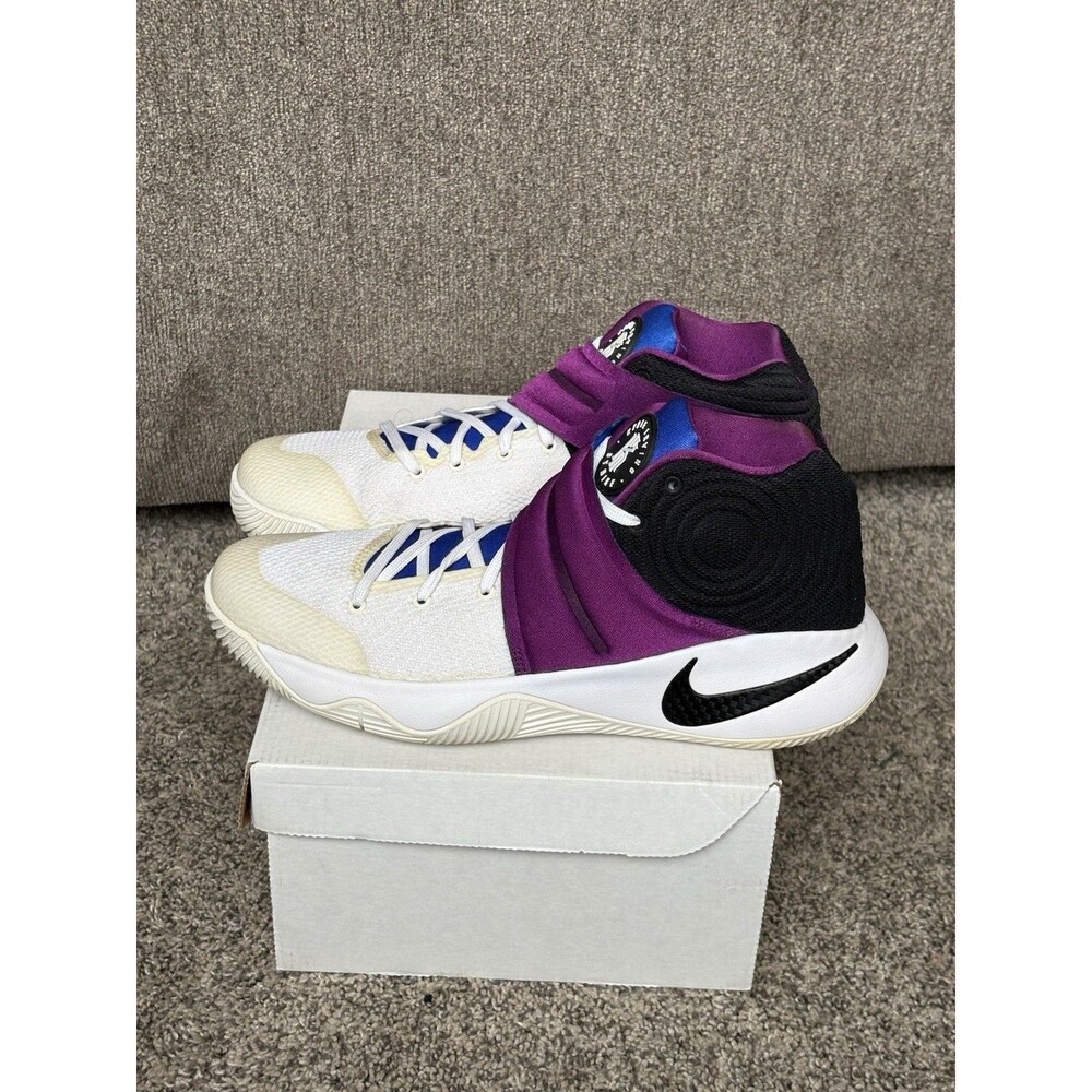 Nike Kyrie 2 Kyrache Size 10.5 Men's